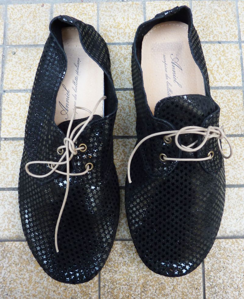 Derbys étoiles noires